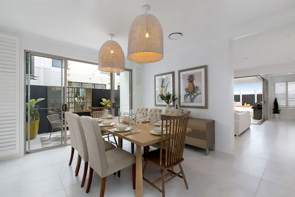 images gallery-images claremont claremont-dining-room