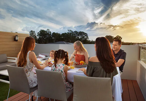 images gallery-images skyview skyview-roof-terrace-family